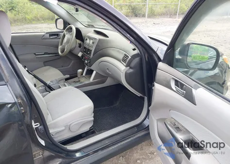 2012 Subaru Forester 2.5X Premium z USA, uszkodzony, nr VIN JF2SHADC4CH447207